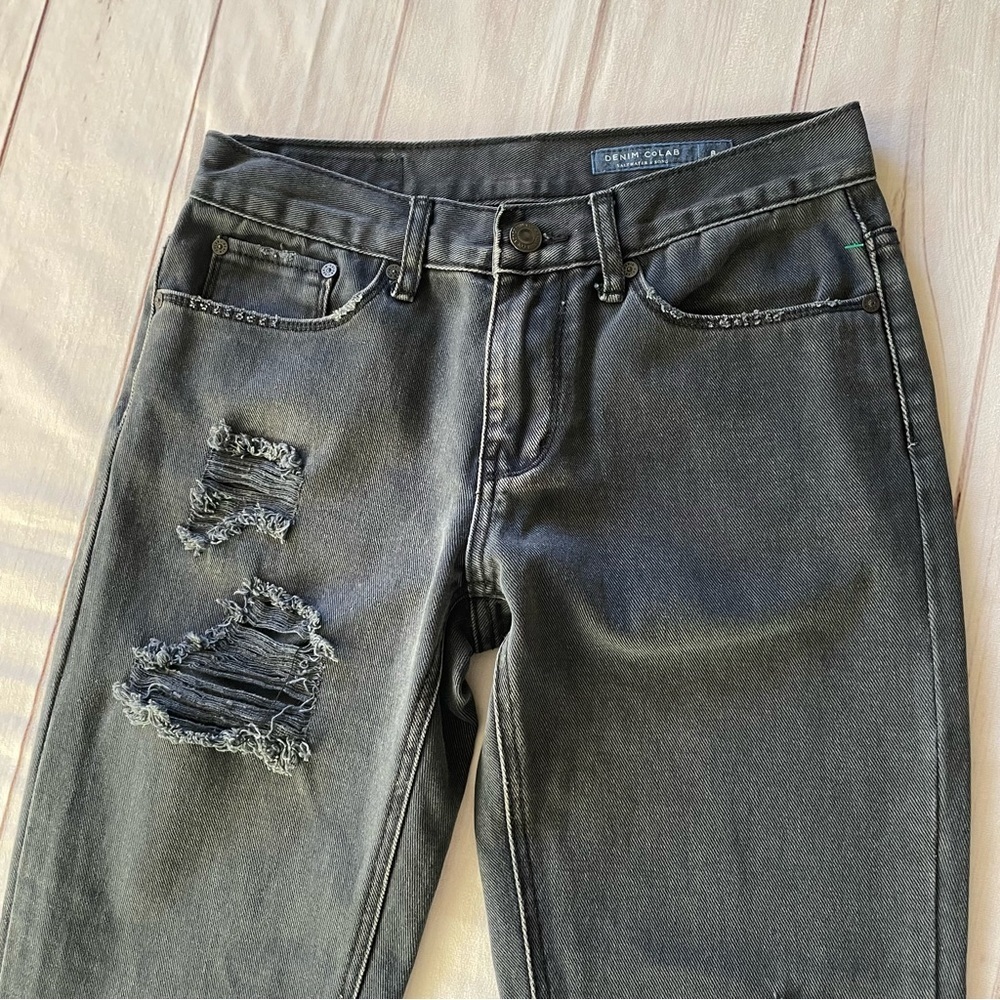 Denim Colab Boyfriend Jeans Women’s 8 Black Stonewashed Goth Grunge Distressed - Picture 4 of 16